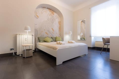 Bed, Photo of the whole room, Bedroom, internet, towels