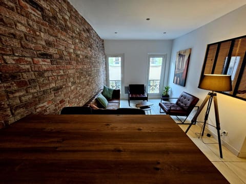 Appartement cosy centre ville proche chantiers navals, calanques, plages Apartment in La Ciotat