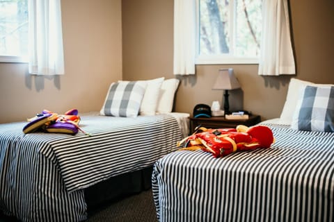 Page's Resort & Marina Resort in Gabriola