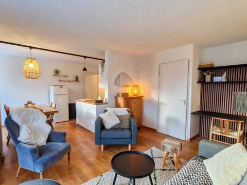 Appartement lumineux · Centre station · 6 pers · Balcon · WI-FI - FR-1-425-205 Apartment in Arâches-la-Frasse