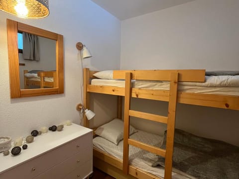 Appartement lumineux · Centre station · 6 pers · Balcon · WI-FI - FR-1-425-205 Apartment in Arâches-la-Frasse