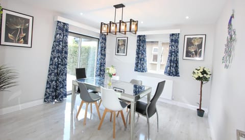 Dining area, Dinner, Dinner