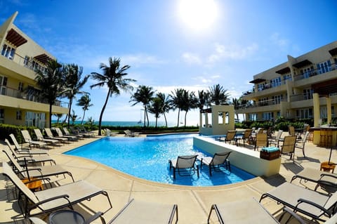Day, Pool view, Sea view, Swimming pool, sunbed