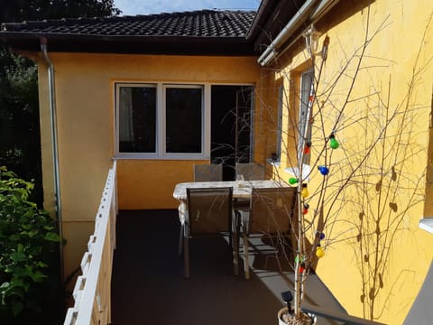 Property building, Balcony/Terrace