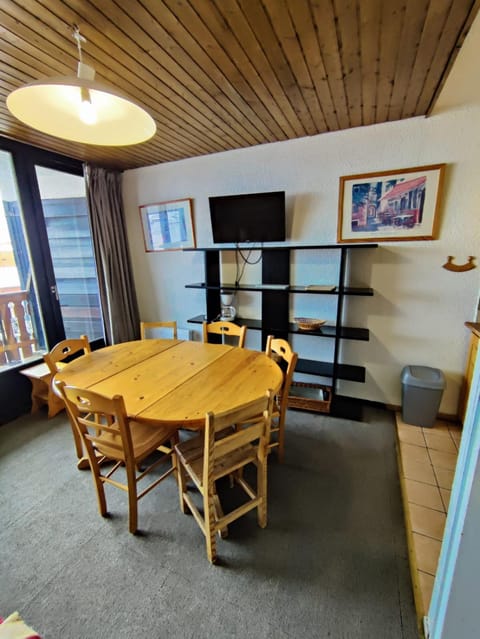 ski-in ski-out 52 Apartment in Val Thorens