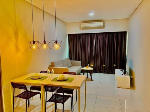 Living room, Seating area, Dining area, air conditioner
