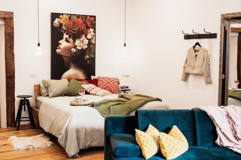 Bed, Bedroom