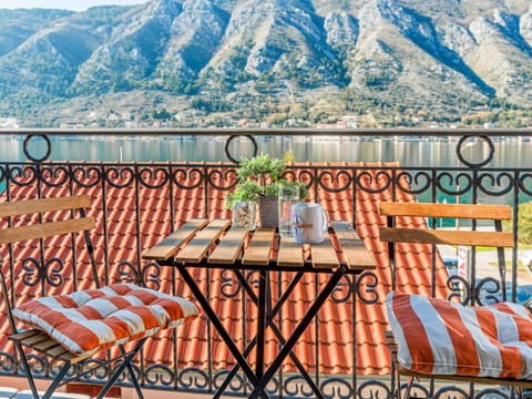 Apartments Windrose Apartment in Dobrota