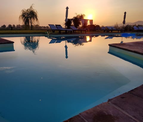 Hot Tub, Swimming pool