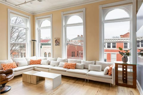 Penthouse Apartment Overlooking Downtown Mall Apartment in Charlottesville