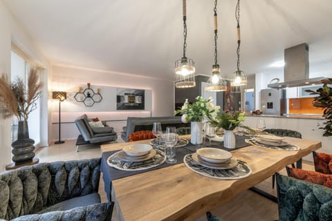 Kitchen or kitchenette, Living room, Dining area