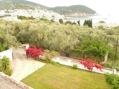 Balcony/Terrace, City view, Garden view, Mountain view, Sea view