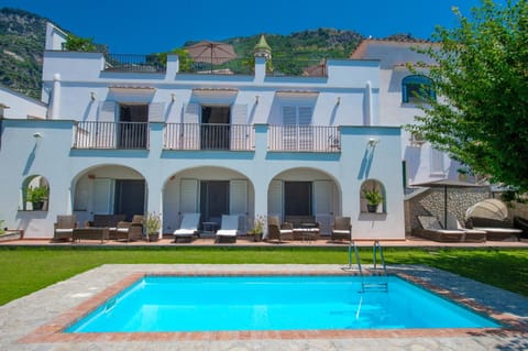 Garden, Swimming pool