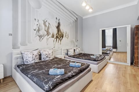 Bed, View (from property/room), Living room, Other, Photo of the whole room, Decorative detail, Seating area, Bedroom, heating, soundproof, towels, wardrobe