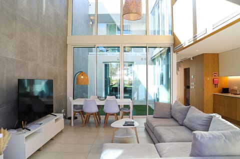 Communal lounge/ TV room, Living room