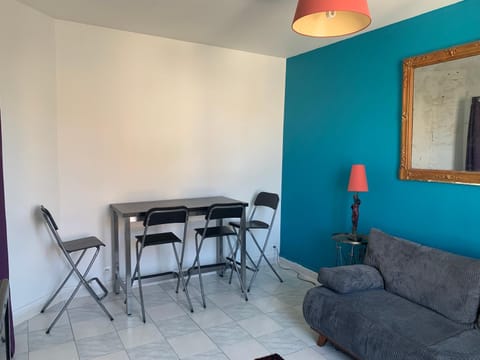 Centre Ville Parking Privé Apartment in Île-de-France