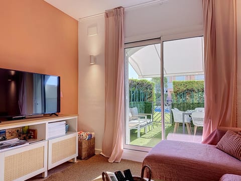 Garden, Garden, Living room, Garden view