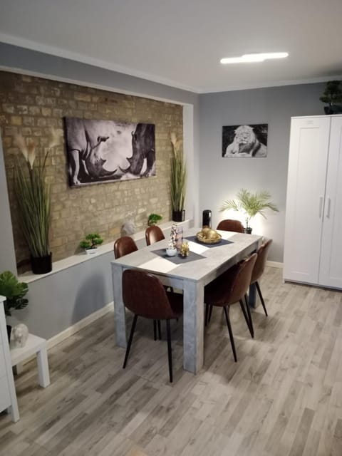 Living room, Seating area, Dining area, wardrobe