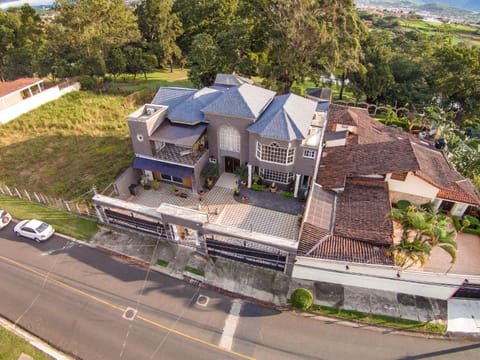 Property building, Bird's eye view
