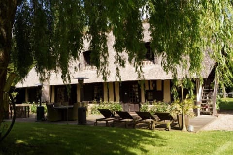 Property building, Patio