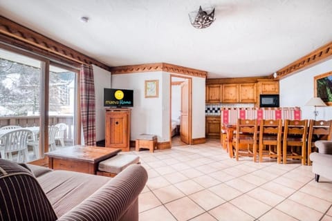 Bed, furniture, kitchen