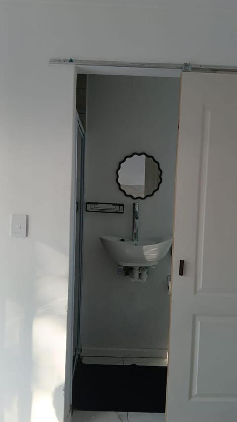 Stay at Gabby's- no loadshedding Vacation rental in Cape Town