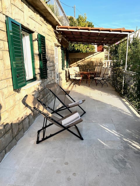 Garden Apartment Apartment in Selca, Brač