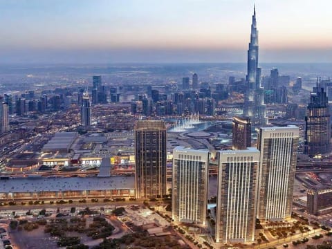 Property building, Nearby landmark, Natural landscape, Bird's eye view, City view