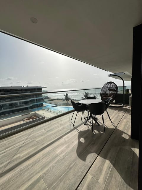 Day, Natural landscape, View (from property/room), Balcony/Terrace, Seating area, Pool view