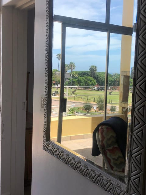 Lazur 24 Wilderness Apartment in Western Cape