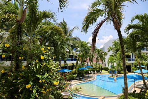 Day, Garden view, Pool view, Swimming pool