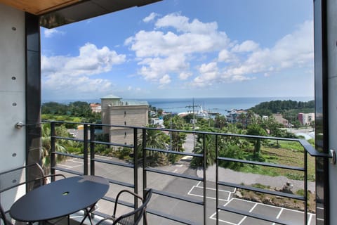 Balcony/Terrace, Balcony/Terrace