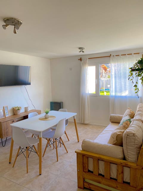 TV and multimedia, Living room, Dining area