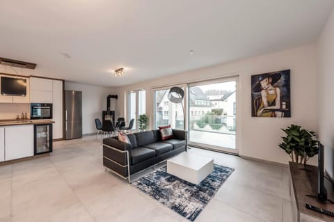 TV and multimedia, Kitchen or kitchenette, Living room, Seating area, Dining area, Evening entertainment, pet friendly