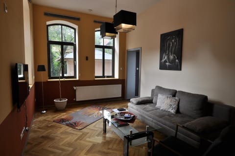 Living room, Photo of the whole room, Seating area
