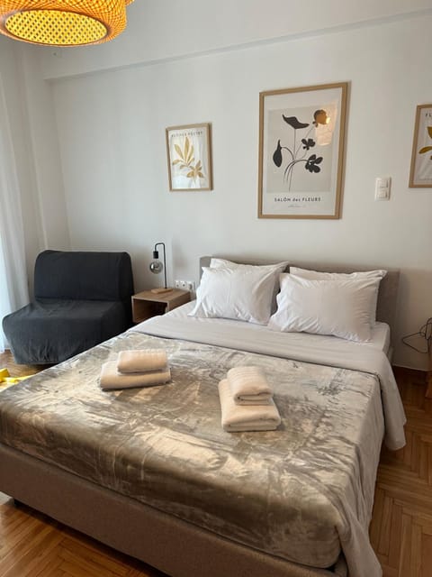 Bed, Photo of the whole room