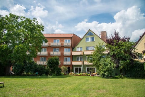 Property building, Garden