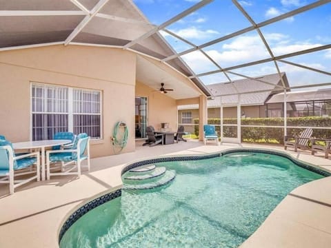 Patio, Pool view, Swimming pool