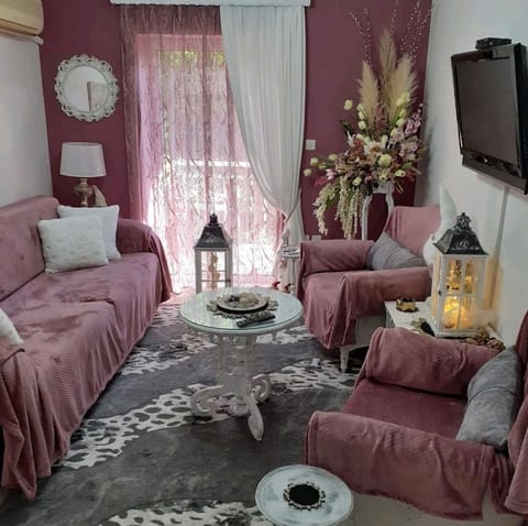 TV and multimedia, Living room, Seating area