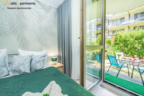 Bed, Garden, View (from property/room), Balcony/Terrace, Photo of the whole room, Garden view