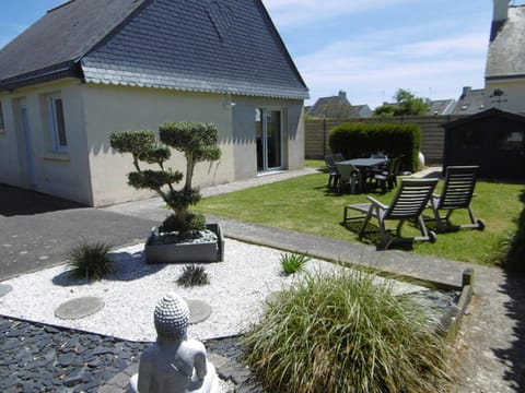 Maison 3 pièces 4 à 6 personnes proche de la mer WIFI - KRISTEN Villa in Brittany