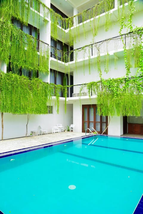 Property building, Swimming pool