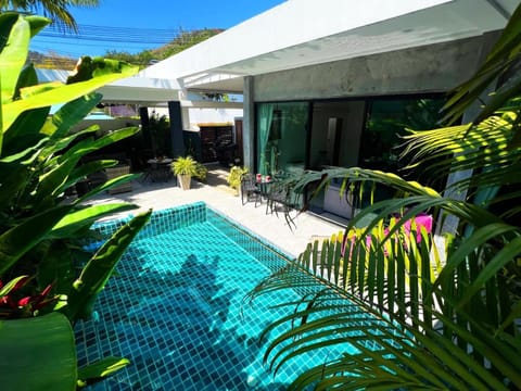 Garden, Swimming pool