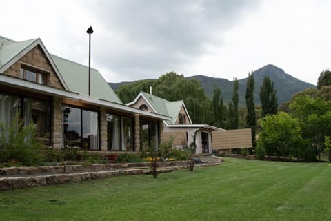 Property building, Garden