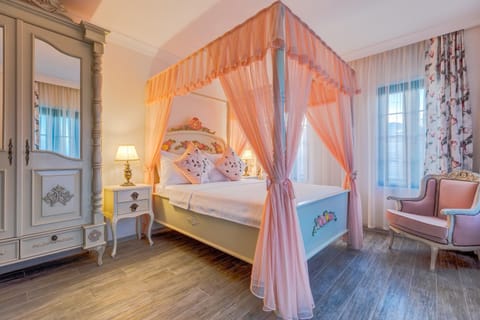 Garden view, Sea view