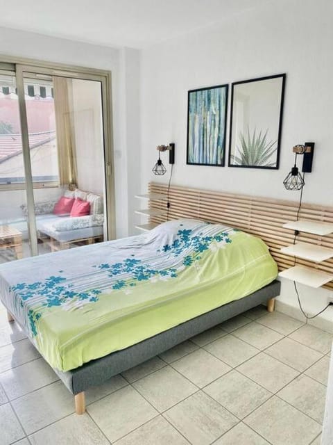 Le Central Spacieux avec loggia Apartment in Saint-Raphael