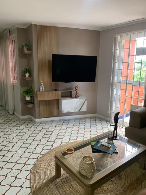 Communal lounge/ TV room, TV and multimedia