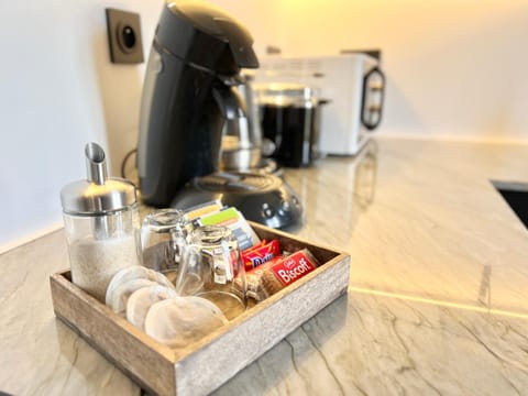 Appart Le Van Gogh - 3' RER - 11' Paris - 23' Disney Apartment in Noisy-le-Grand