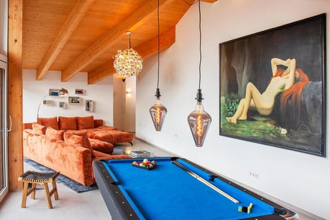 Billiard, TV and multimedia, Living room, Photo of the whole room