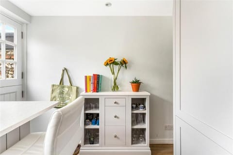 Cottage, Central Saffron Walden, Garden, Little Braybrooke House in Uttlesford